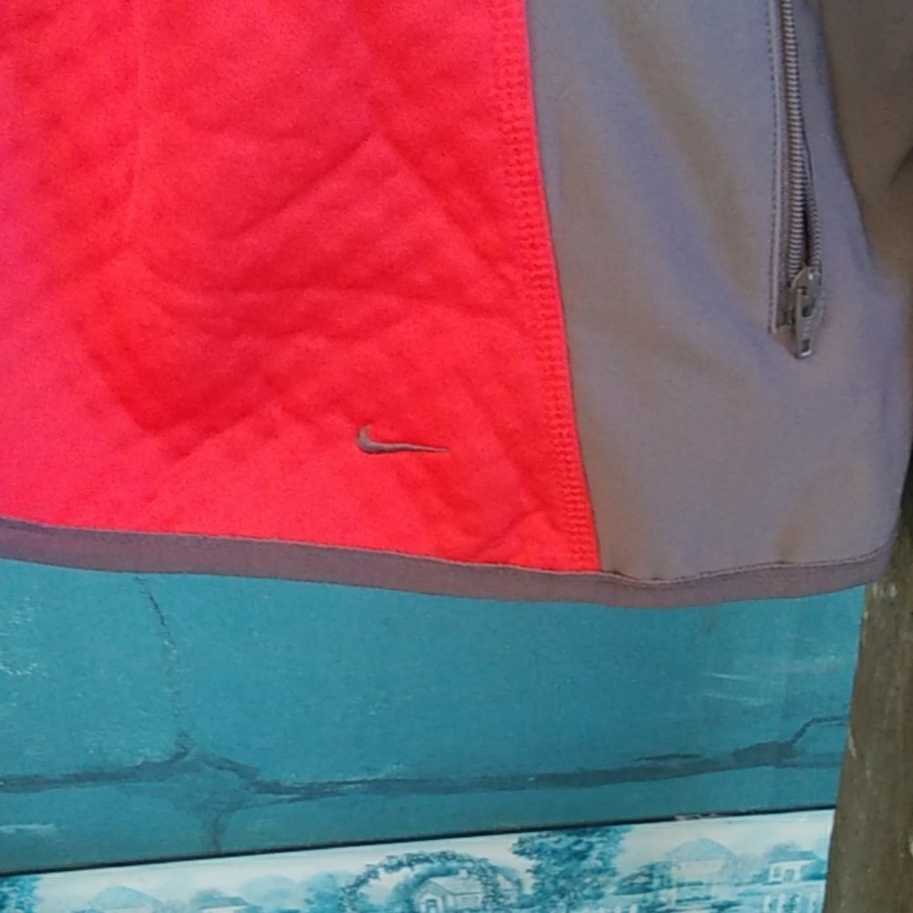 Coat - Picture 2 of 3
